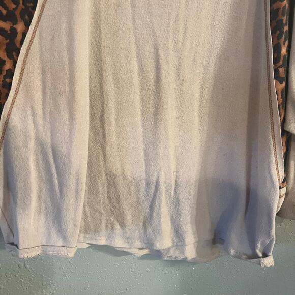 Now & Forever Womens 3X beige & Cheetah Oversized Sweater Shirt Blouse soft warm - Picture 9 of 13
